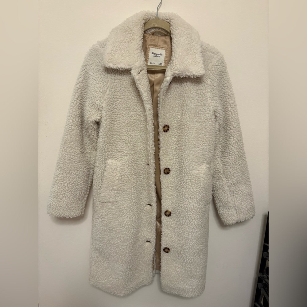 NWOT Abercrombie & Fitch Sherpa Teddy Coat Cream/Off-White Size XXS coquette